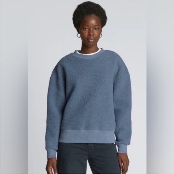 Everlane Sweaters - Everlane ReNew Fleece Oversized Crewneck Sweatshirt Women's Size Medium Blue